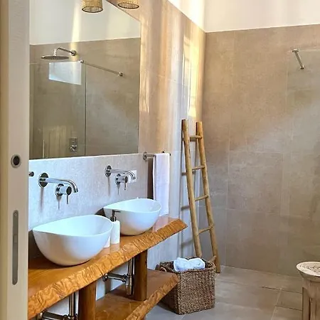 Апартаменти Bohouse